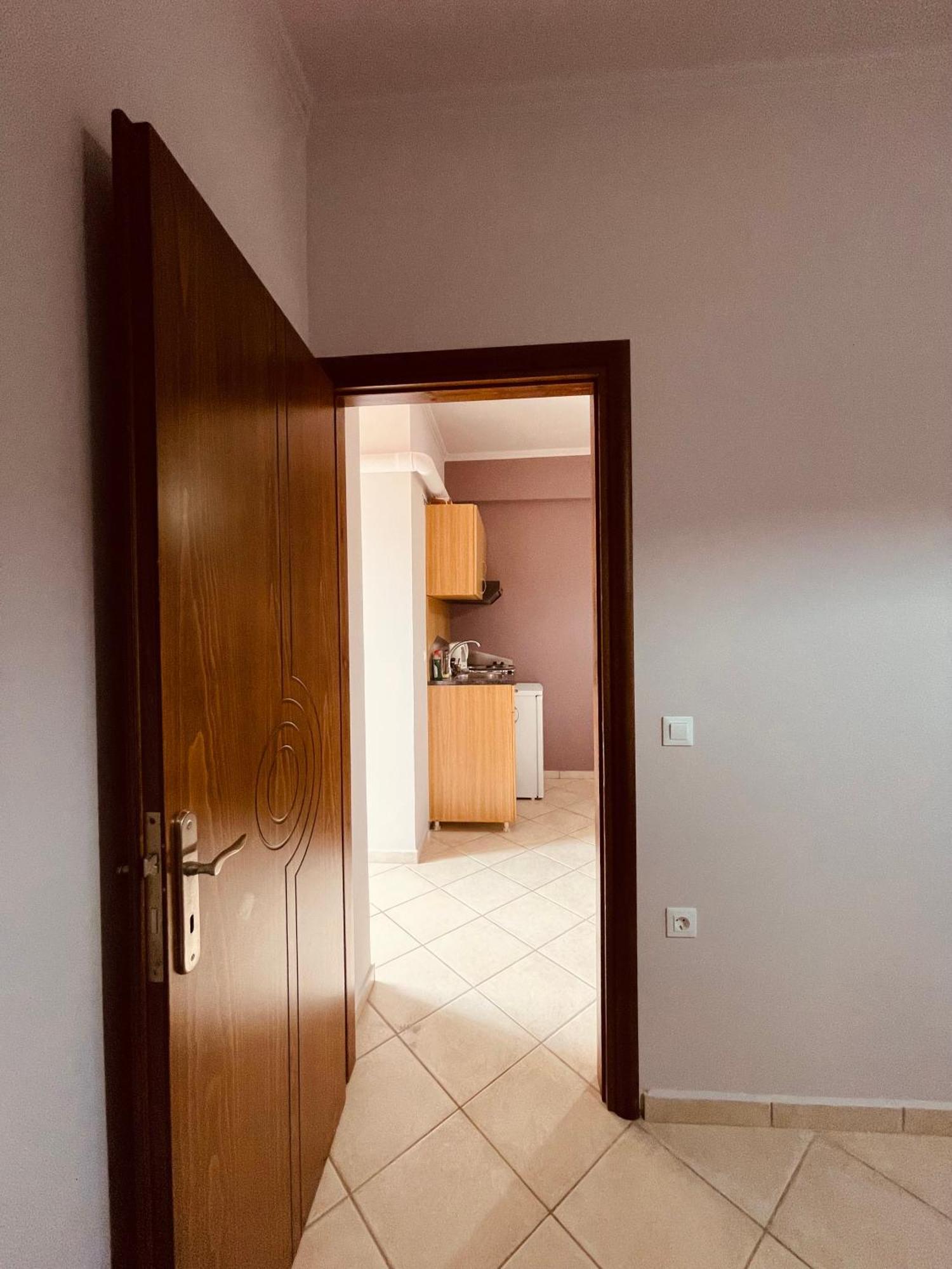 Girogiali Apts