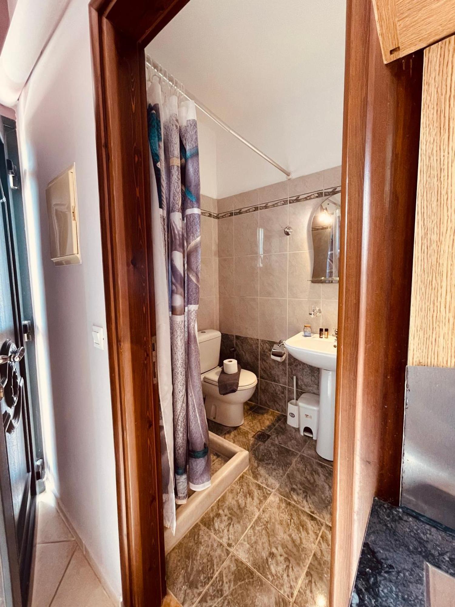Girogiali Apts Appartement