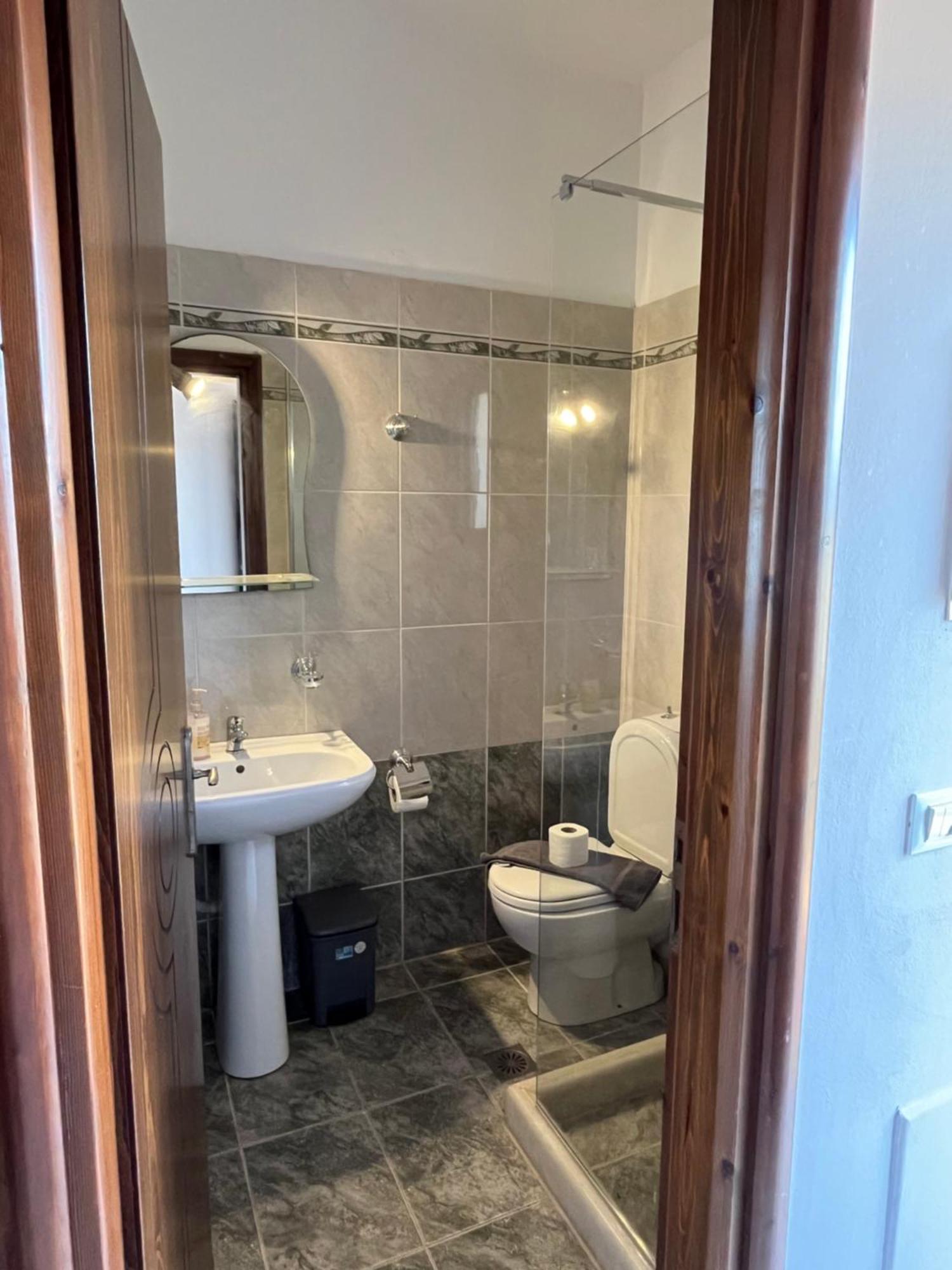 Girogiali Apts Апартаменты *